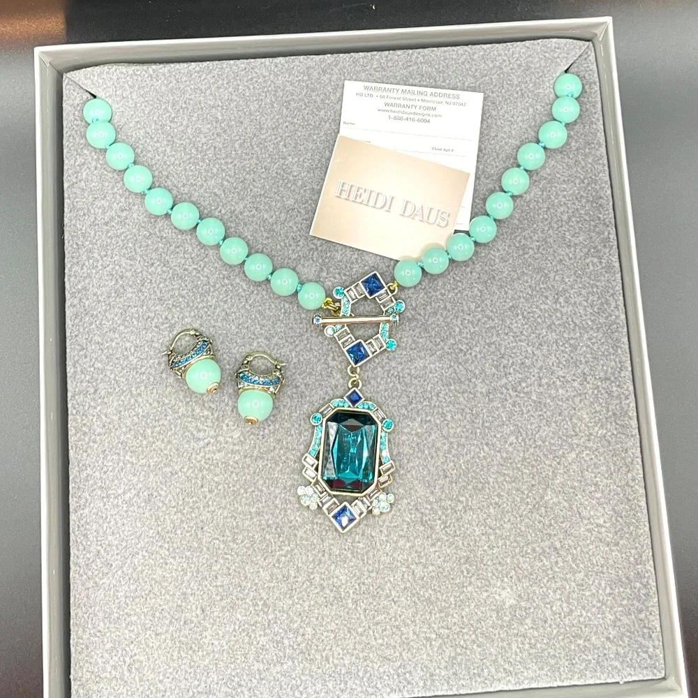 Heidi Daus Classic Edition Shades of Blue Necklace Pierced Earrings Set in Box